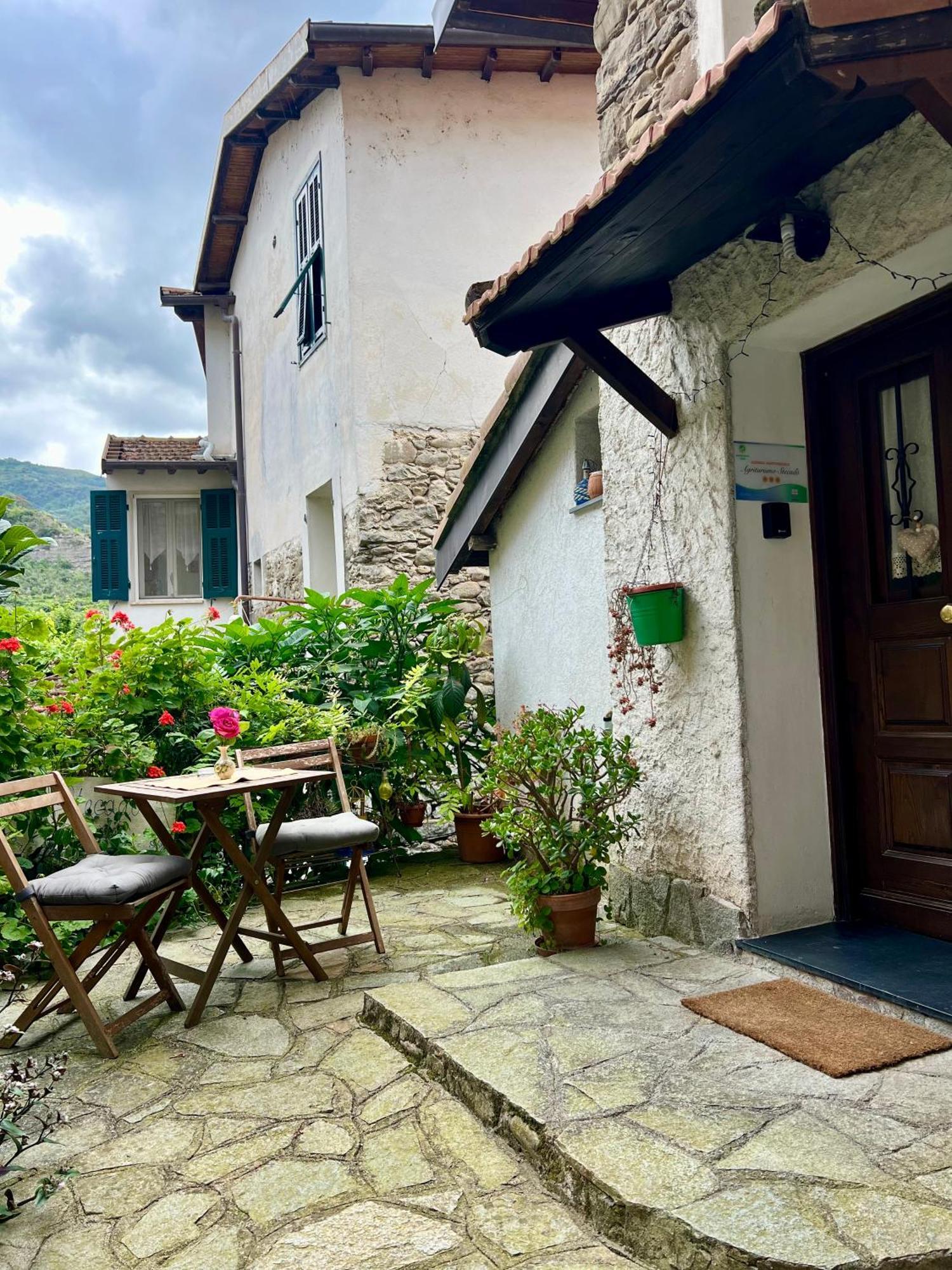 STECADÒ - Il Soppalco Dolceacqua Exterior foto